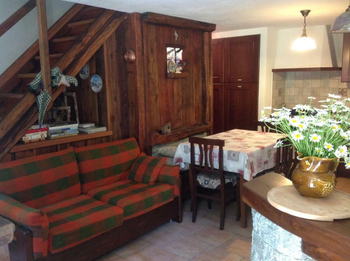 B&B Le Temps D'Une Pause Champorcher Ngoại thất bức ảnh